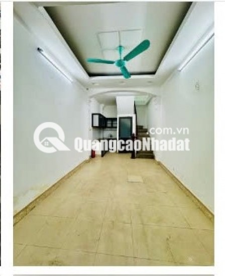 Bán nhà mặt ngõ rộng, vị trí đẹp Phố Trại Cá 26m2, 4 tầng, 3 ngủ, SĐCC GD ngay